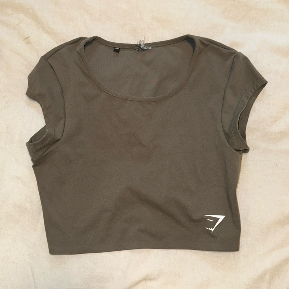 Gym shark top